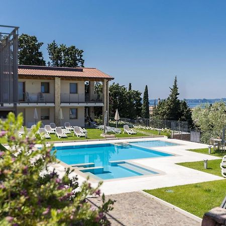 Residence La Corte Danese トッリ・デル・ベーナコ エクステリア 写真