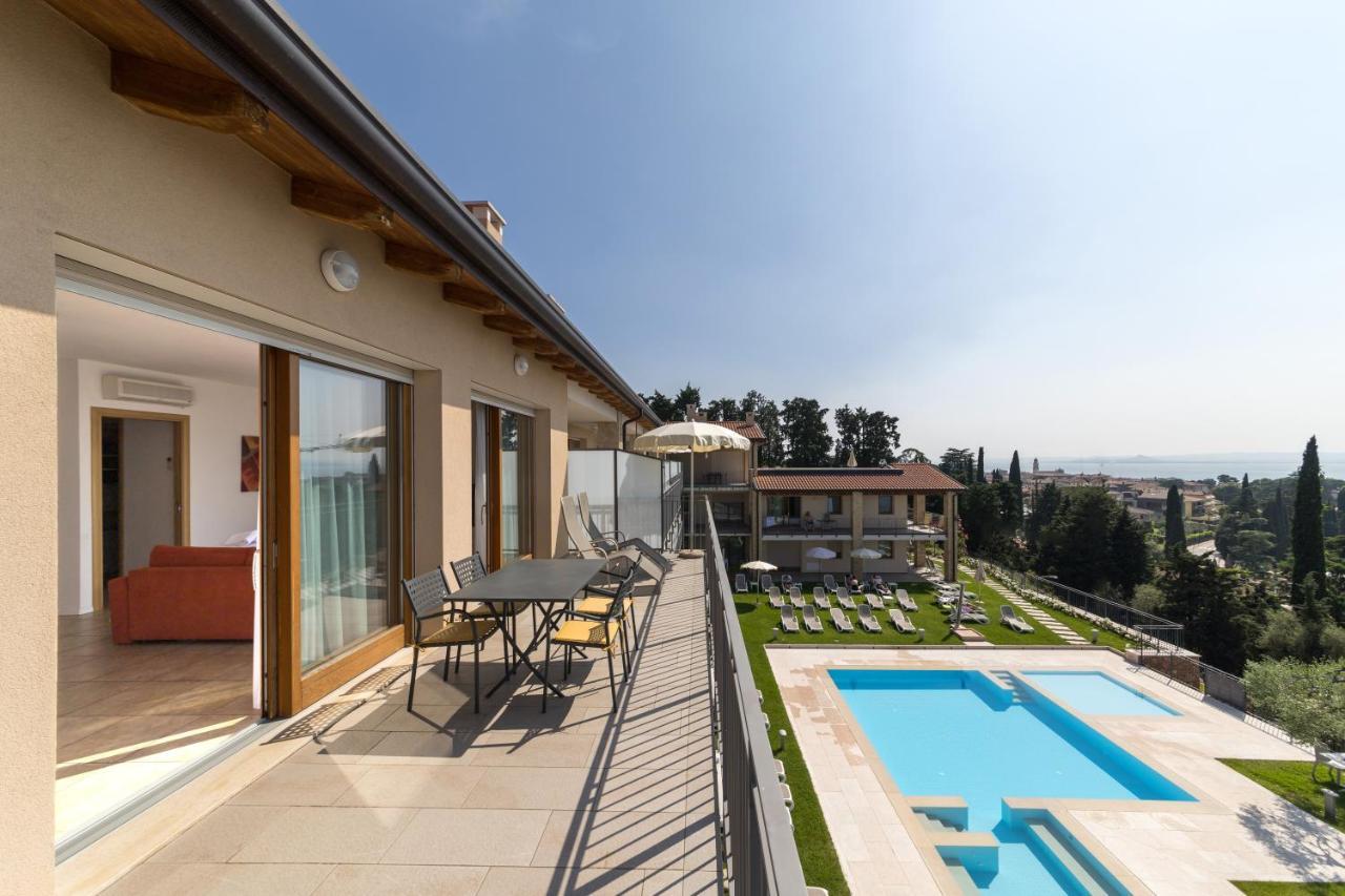 Residence La Corte Danese トッリ・デル・ベーナコ エクステリア 写真